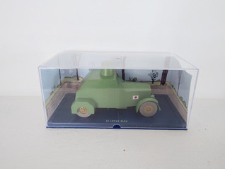 Tintin panssariauto Le Lotus bleu pienoismalli 