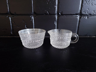 Arabia Kastehelmi kirkas kermakko ja sokerikko 