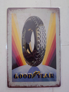 Peltitaulu Good Year rengas