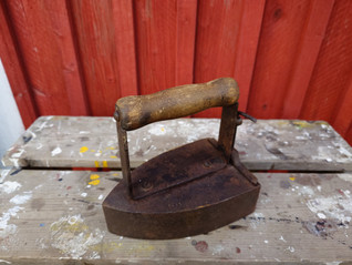 Valurauta silitysrauta Högfors