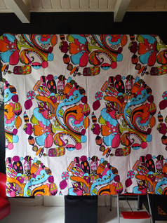 Kirjava vintage puuvillakangas 