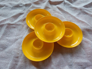 Retro pyöreä munakuppi keltainen 4 kpl