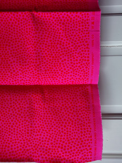 Marimekko Pirput parput pinkki puuvilla canvas kangas 
