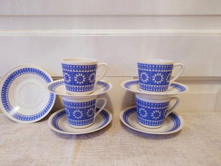 Arabia Sanna sininen kahvikuppi 4 kpl+2 extra tassia