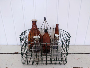 Vanha metallikori ja lasipullot 5 kpl