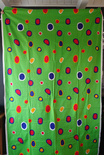 Tampella Kätkö kirkkaanvihreä kangas 1970-luku 2,6m