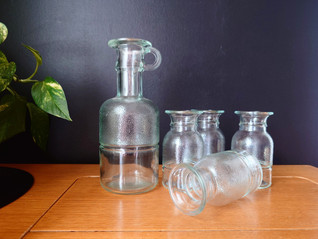 Riihimäki Pub karahvi ja 4 kpl lantrinkipullo