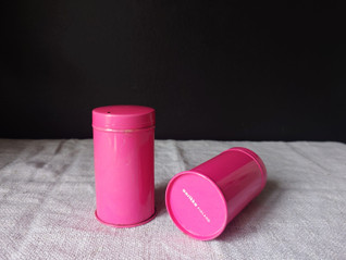 Aarikka pinkki maustepurkki 2 kpl 1980-luku