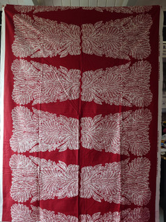 Marimekko Raakelin Uni 1961 tummanpunainen verho 2 kpl 
