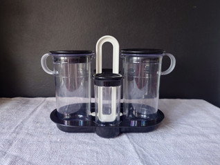 Tupperware vintage maustepurkit ja kannut pöytäsetti 