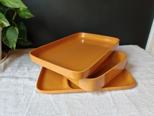 Rosti oranssi tarjoilulautanen 3 kpl retro setti