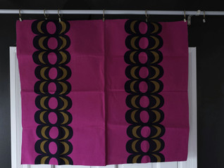 Marimekko Maija Isola Kaivo canvas pala violetti