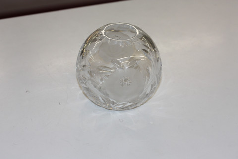 pienikristallipallo maljakko