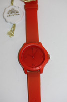 Elä hetkessä duutson kello