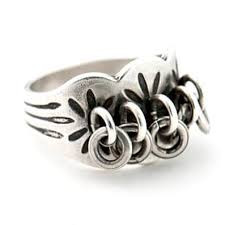 hopeinen lapinsormus