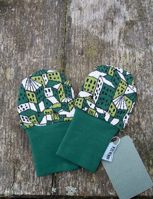 Eri kaupunki Baby Mittens