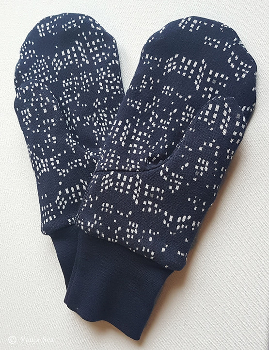 Yökaupunki Mittens