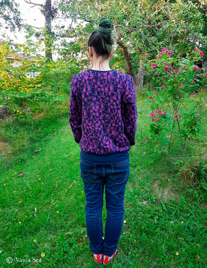 Iltakaupunki Sweatshirt