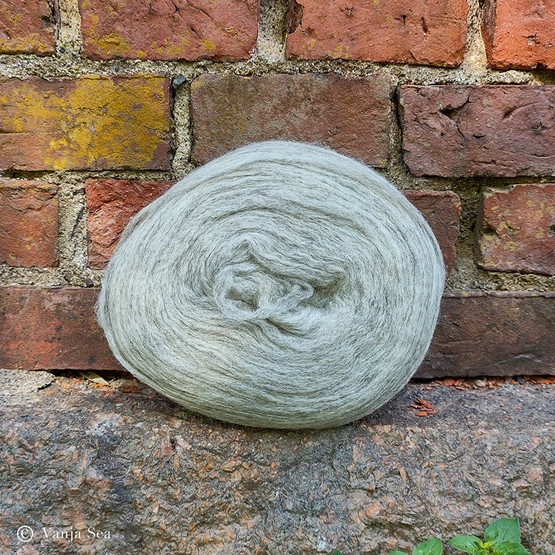 Wool Roving, Light Grey