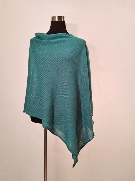 Poncho, Suomessa valmistettu.