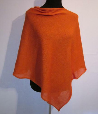 Poncho, valmistettu Suomessa!