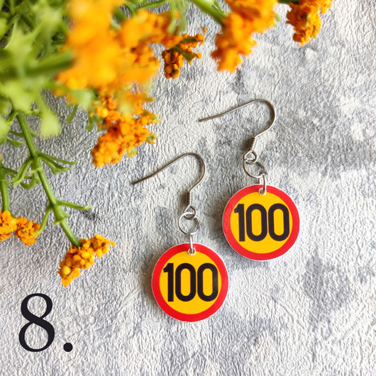 Liikennemerkkikorvakorut02M