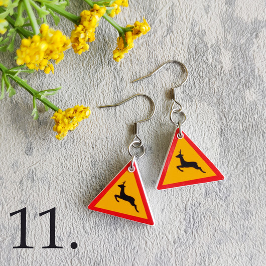 Liikennemerkkikorvakorut03M