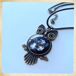 Owl Pendant, Owl style brass colour