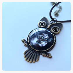 Owl Pendant, Owl style brass colour