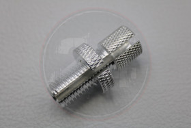 Säätöruuvi M10 x 1.25 x 22.50mm