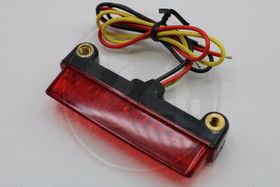 Led-takavalo, punainen