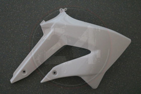 Etukate oikea valkoinen, Derbi / Gilera 2011 - 2017