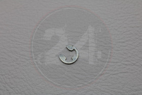 Tankinkorkin katteen akselin sokka, Aprilia / Derbi / Gilera <- 2017