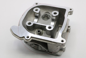 Sylinterikansi 64mm venttiileille 50cc, Kiina skootterit, Baotian, Fude, GY6 4T