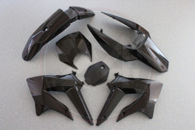 Katesarja musta (6 osaa), Derbi / Gilera 2011 - 2017