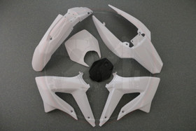 Katesarja valkoinen / musta (6 osaa), Derbi / Gilera 2011 - 2017