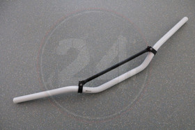 Ohjaustanko Street, valkoinen