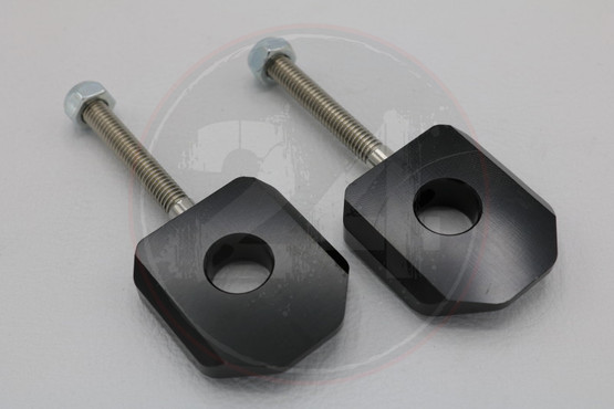Ketjunkiristin pari 12mm alumiini musta, Aprilia / Derbi / Gilera