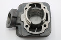 Sylinterisarja 40mm 12 tappi 50cc, Peugeot 2T pysty / ilma