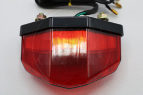 Led-takavalo punainen, Rieju MRT