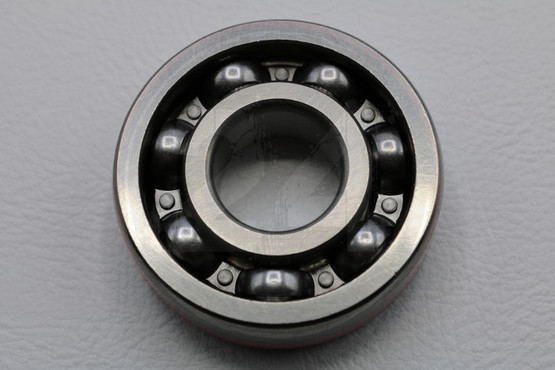 Runkolaakeri SKF Explorer 6304 C4
