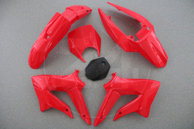 Katesarja punainen / musta (6 osaa), Derbi / Gilera 2011 - 2017