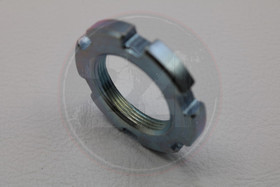 Etuhaarukan T-kappaleen mutteri, MBK Nitro / Yamaha Aerox