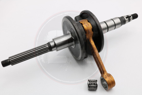 Kampiakseli 10mm tappi, Minarelli vaaka vesi / ilma