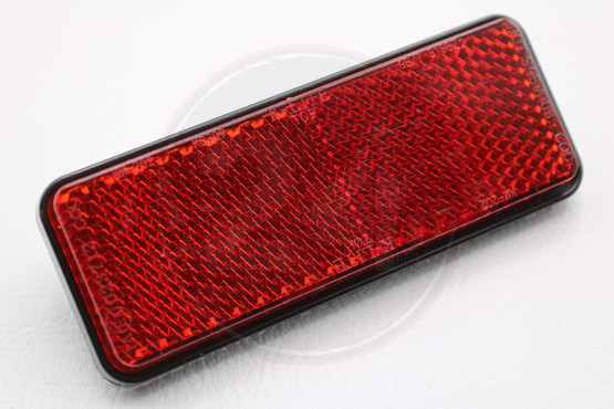 Heijastin punainen 89 x 35mm, Ruuvi kiinnitys M6 yhdellä + lukitustappi