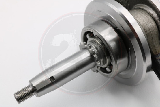 Kampiakseli + laakerit 13mm tapilla, Kiina 4T 139FMB