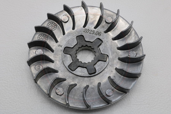 Variaattorin siipipyörä + prikka + tähtiprikka, CPI / Generic / Keeway