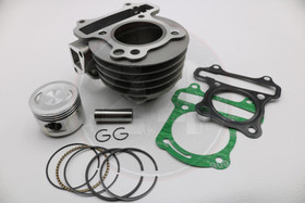 Sylinterisarja 47mm 13mm tappi 72cc + kansisarja hopea, Kiina skootterit GY6