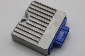 Jännitteensäädin, Aprilia / Derbi / Piaggio 4T