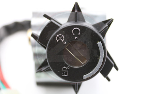 Lukkosarja + 2 avainta, Peugeot Speedfight 2